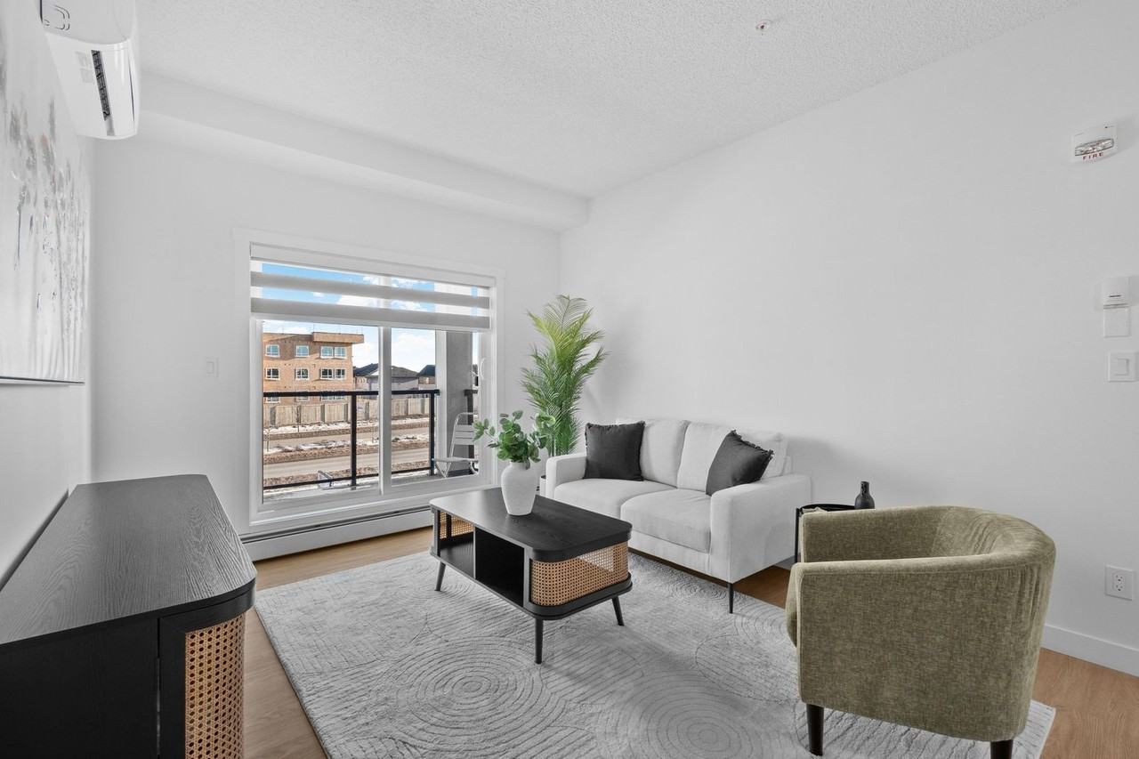 855 Daniels Way Sw - Photo 3 of 39