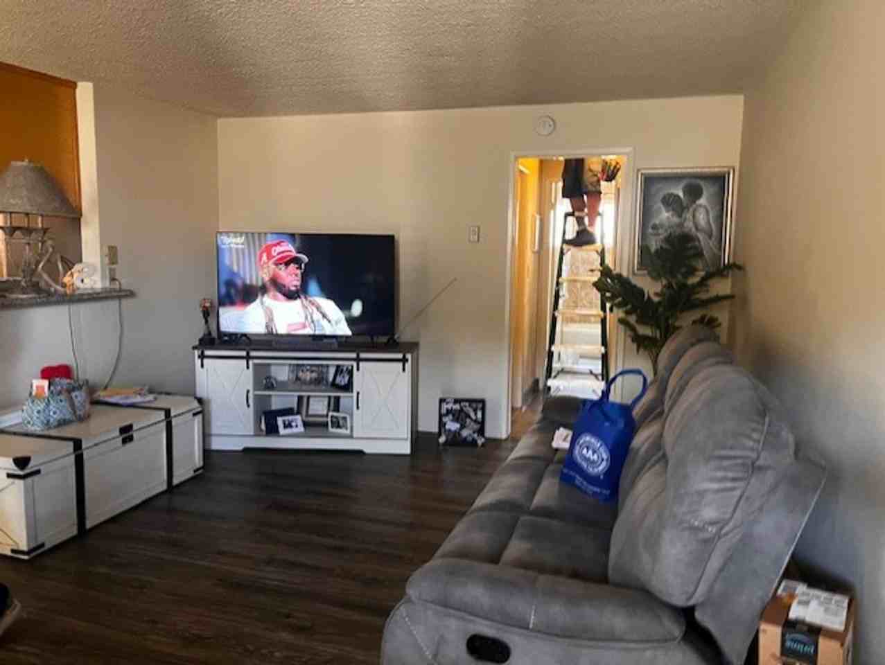 651 651 E 46th - 01 #01 - Photo 7 of 11