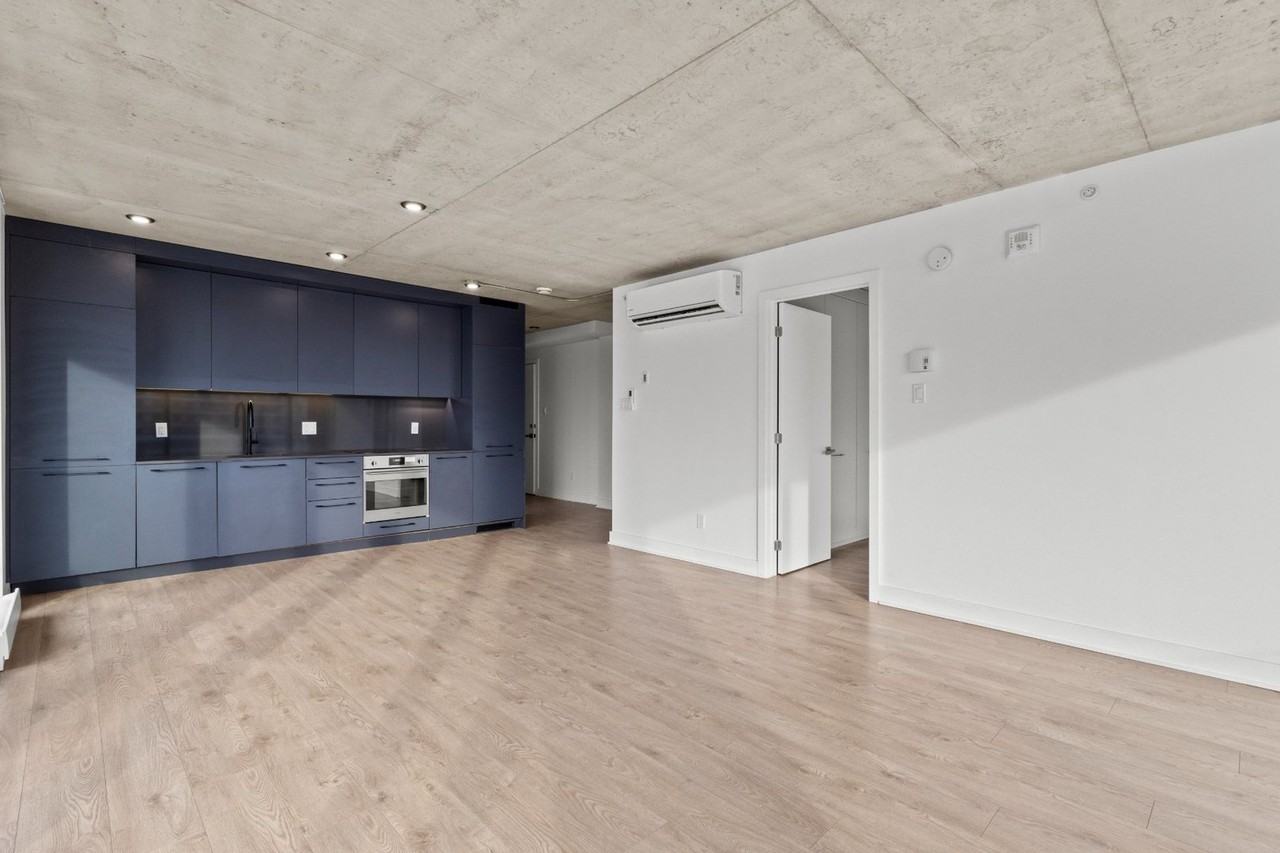 215 Rue Murray - Photo 2 of 15