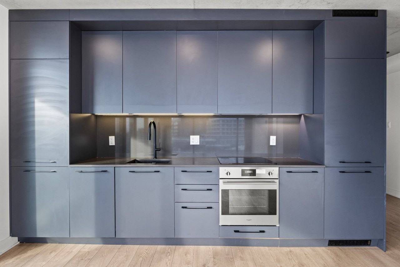 215 Rue Murray - Photo 3 of 15