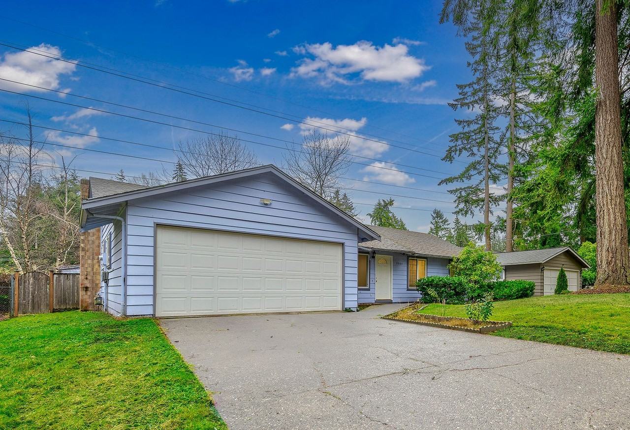 7704 135th Pl Ne - Photo 2 of 20