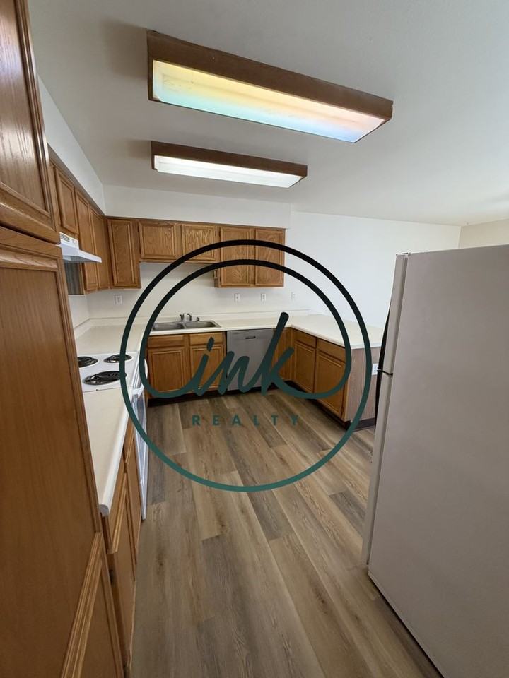 101 Palmer Ct - Photo 4 of 11