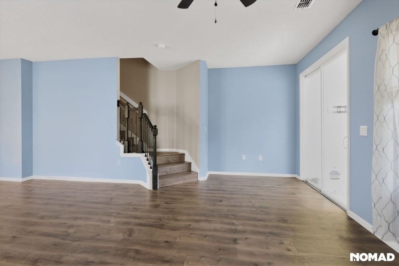 519 Coastline Way - Photo 2 of 21