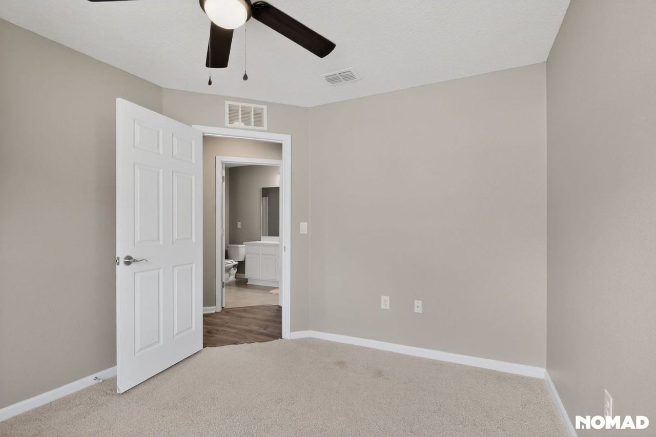 519 Coastline Way - Photo 6 of 21