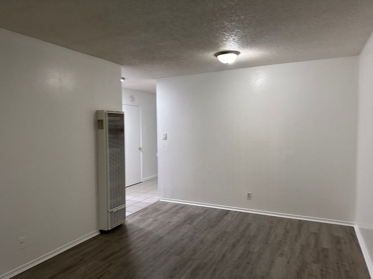 209 Brown St - Photo 3 of 6