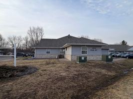 featured image of 204 Oak St