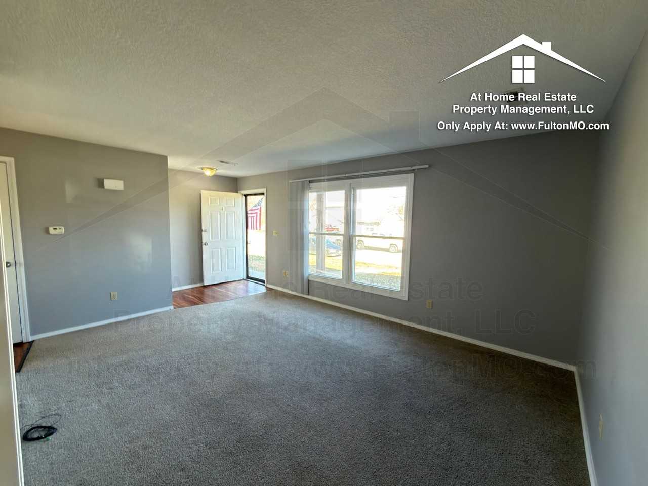 1904 Springdale Ct - Photo 3 of 35