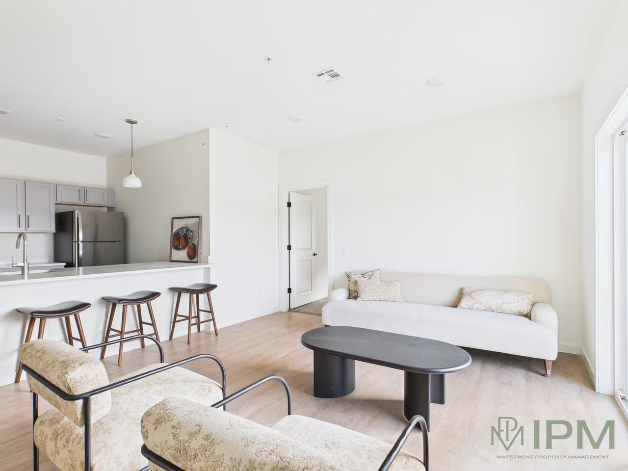 15 North Apartments - Photo 3 of 13