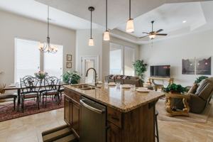 featured image of 2116 E Wyoming Dr