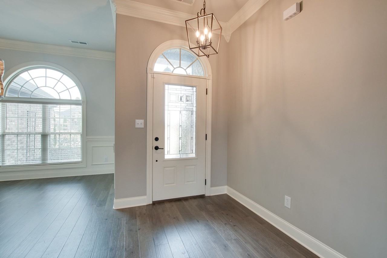 13697 Callaway Dr - Photo 4 of 23