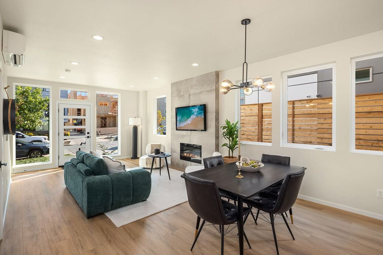 1516 Nw 63rd St - Photo 6 of 9