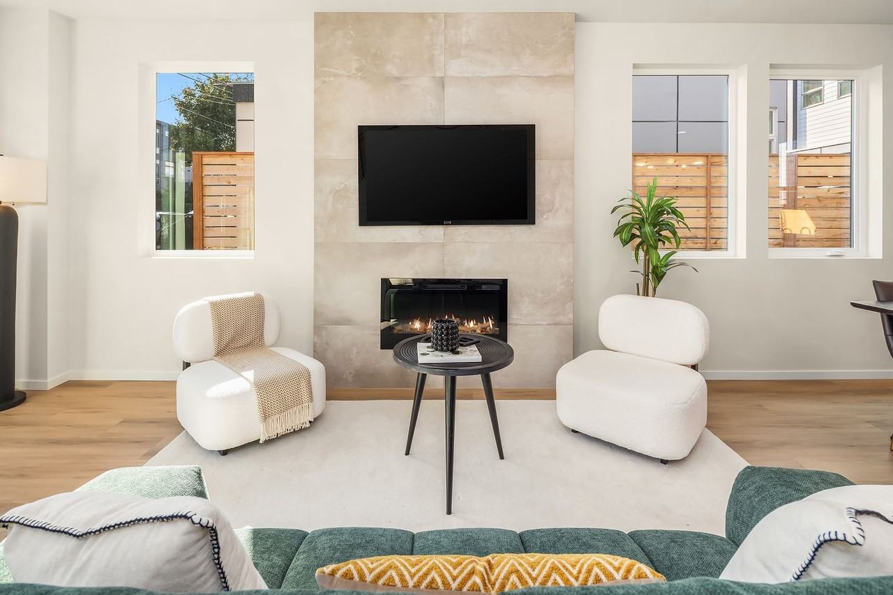 1516 Nw 63rd St - Photo 7 of 9