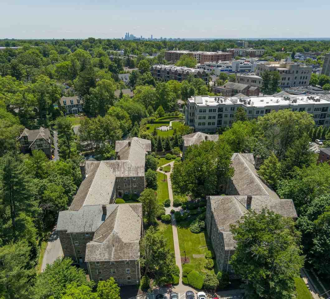 St. Georges - Photo 2 of 3