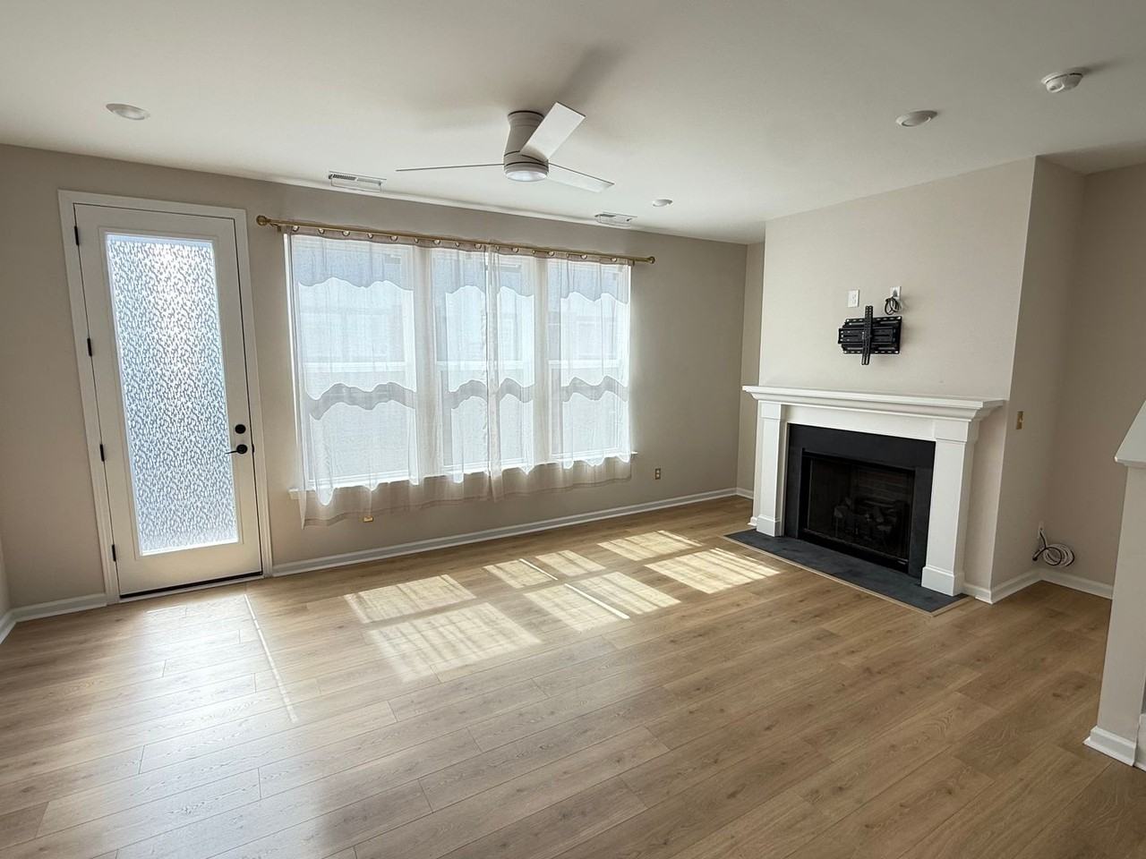 920 Mary Max Dr - Photo 7 of 29