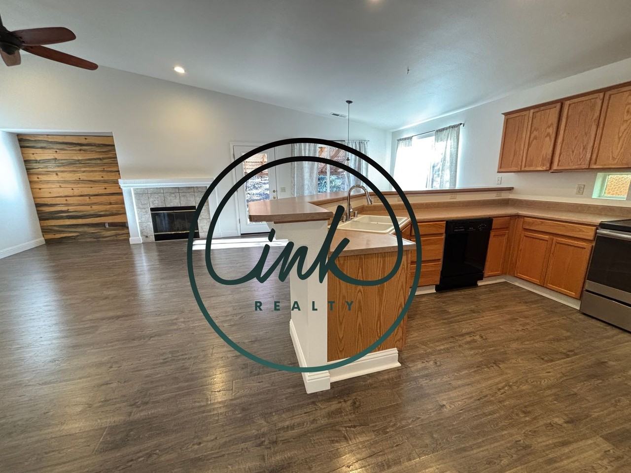 875 Valley Crest Dr - Photo 4 of 20