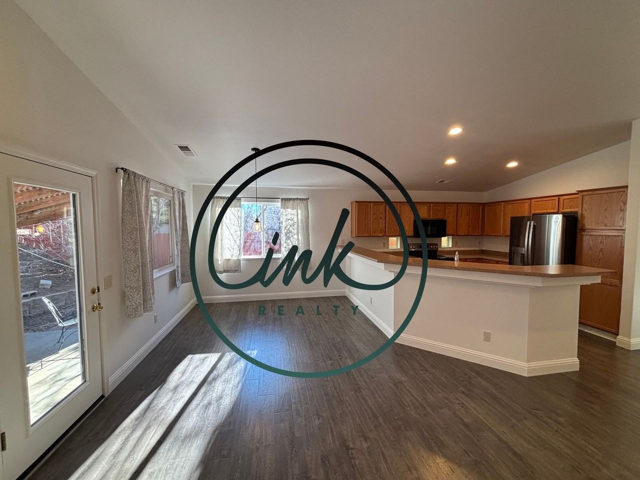 875 Valley Crest Dr - Photo 5 of 20