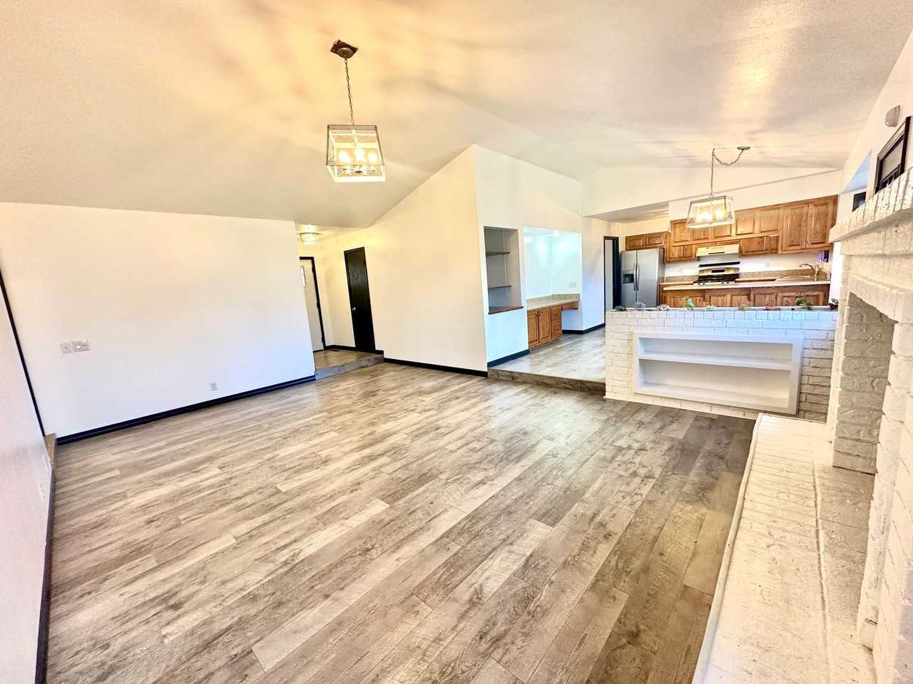 3509 Northview Dr - Photo 5 of 27