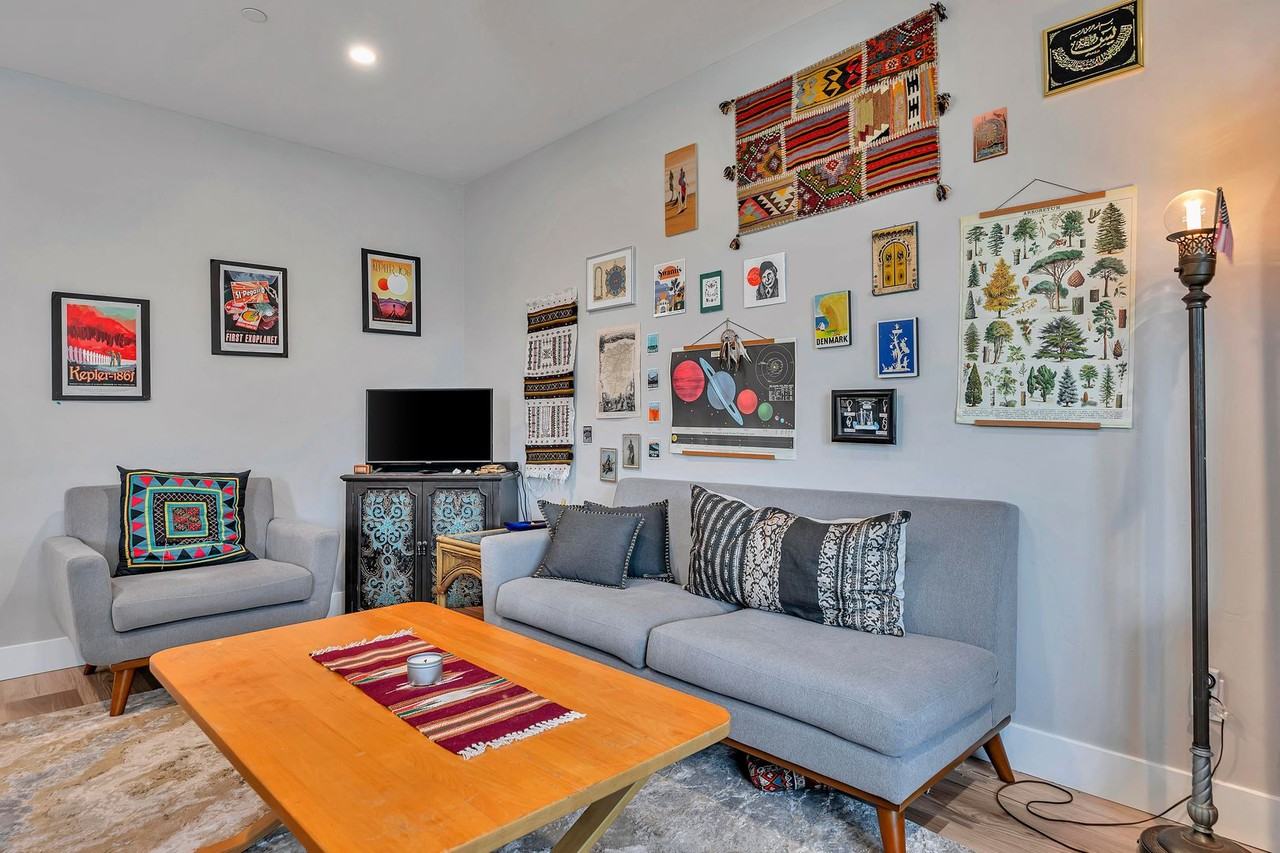 1626 4th St - Photo 3 of 17