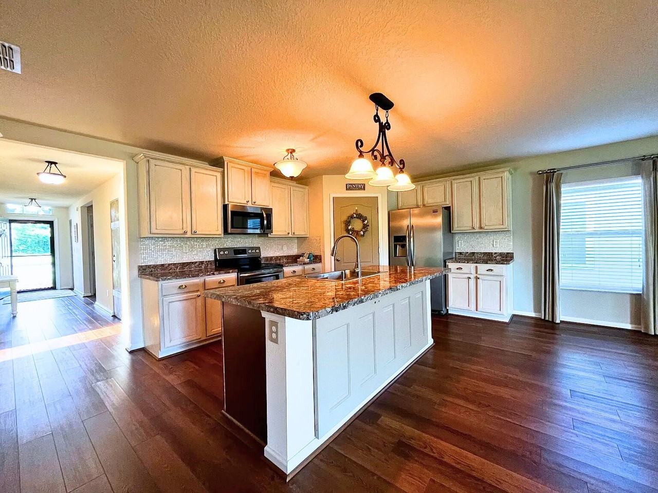 227 Brooklet Cir - Photo 3 of 24