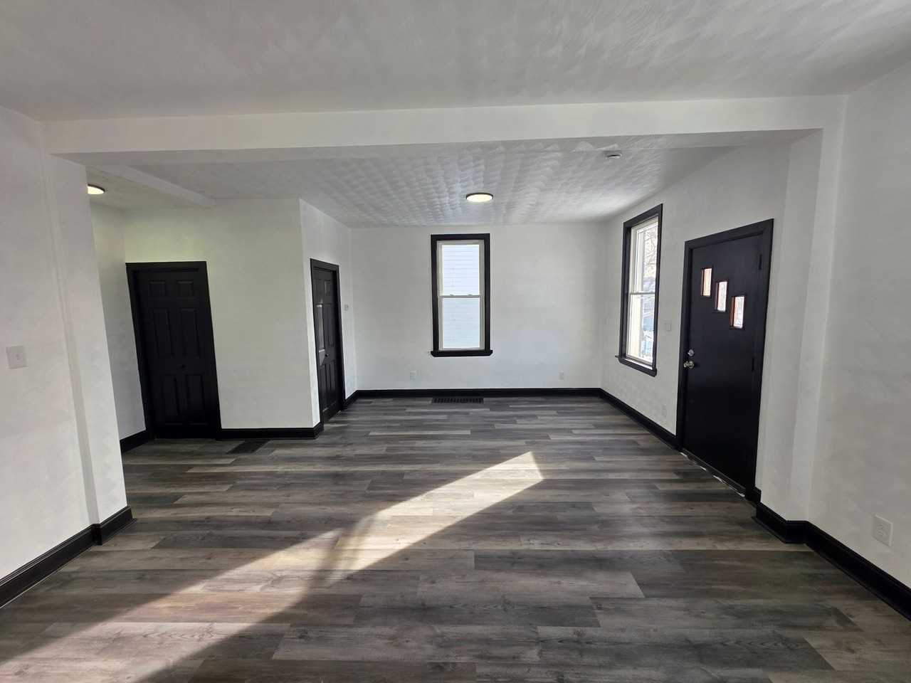 5 Union Ave #1 - Photo 2 of 8