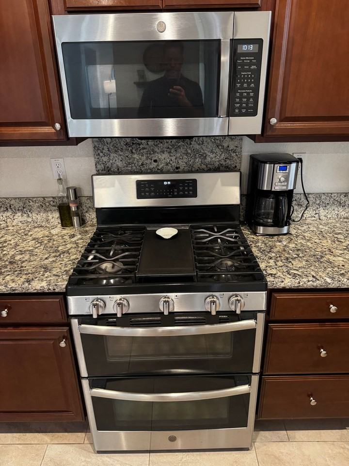 1013 Chapelhill Ln - Photo 7 of 21