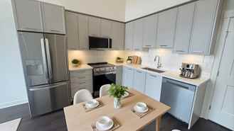 5382 618 - 5382 200 street #618 - Photo 1 of 1