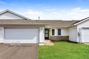featured image of 2737 Douglas Dr N #1