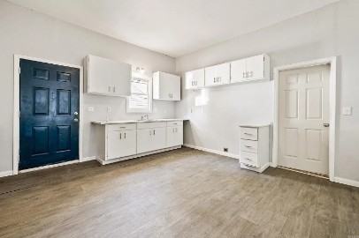 3100 S Mulberry St #1 - Photo 4 of 22