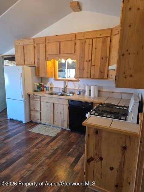 215 County Road 22 Unit 1 - Photo 3 of 9