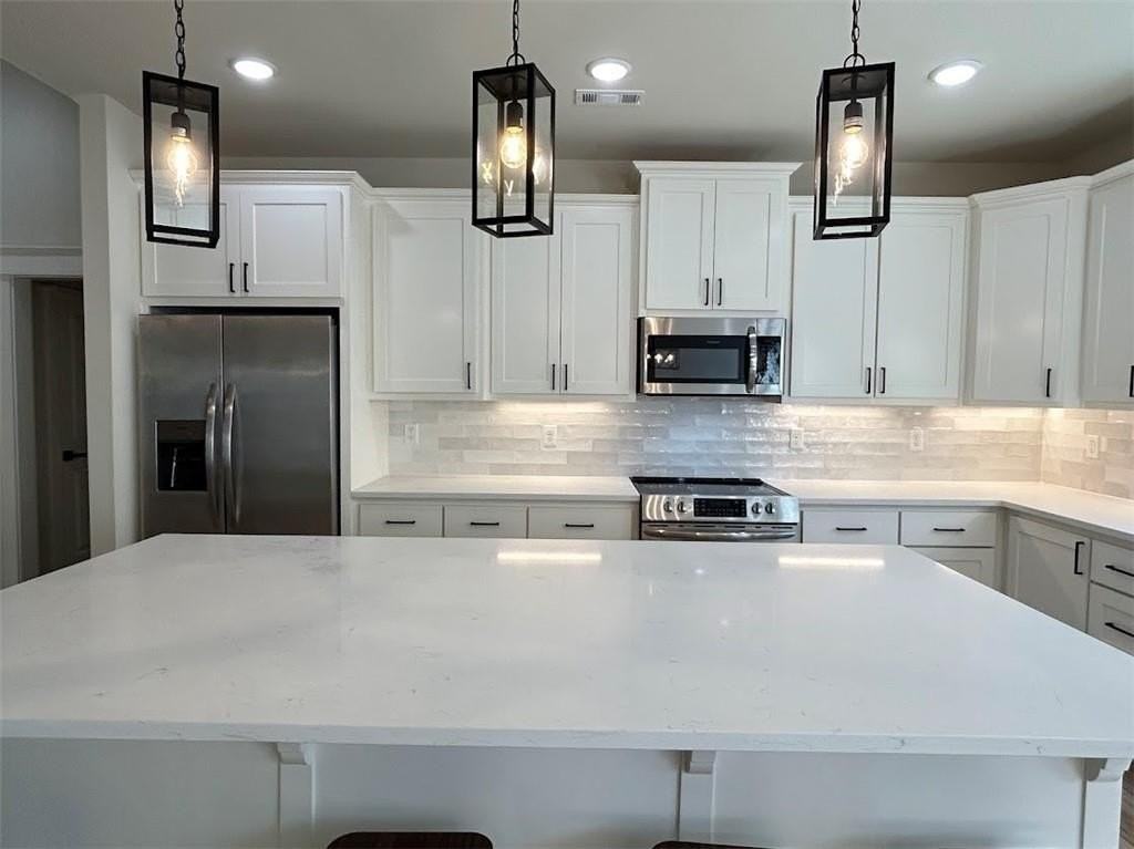 27 Shropshire Dr - Photo 5 of 18