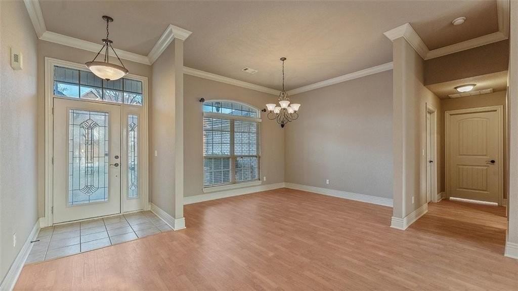 599 N Rocky Xing - Photo 3 of 19