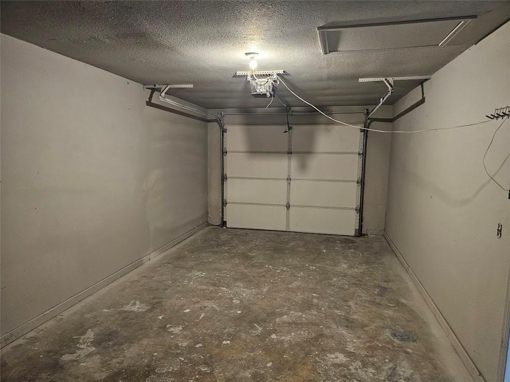 710 S 23rd St - Photo 3 of 12