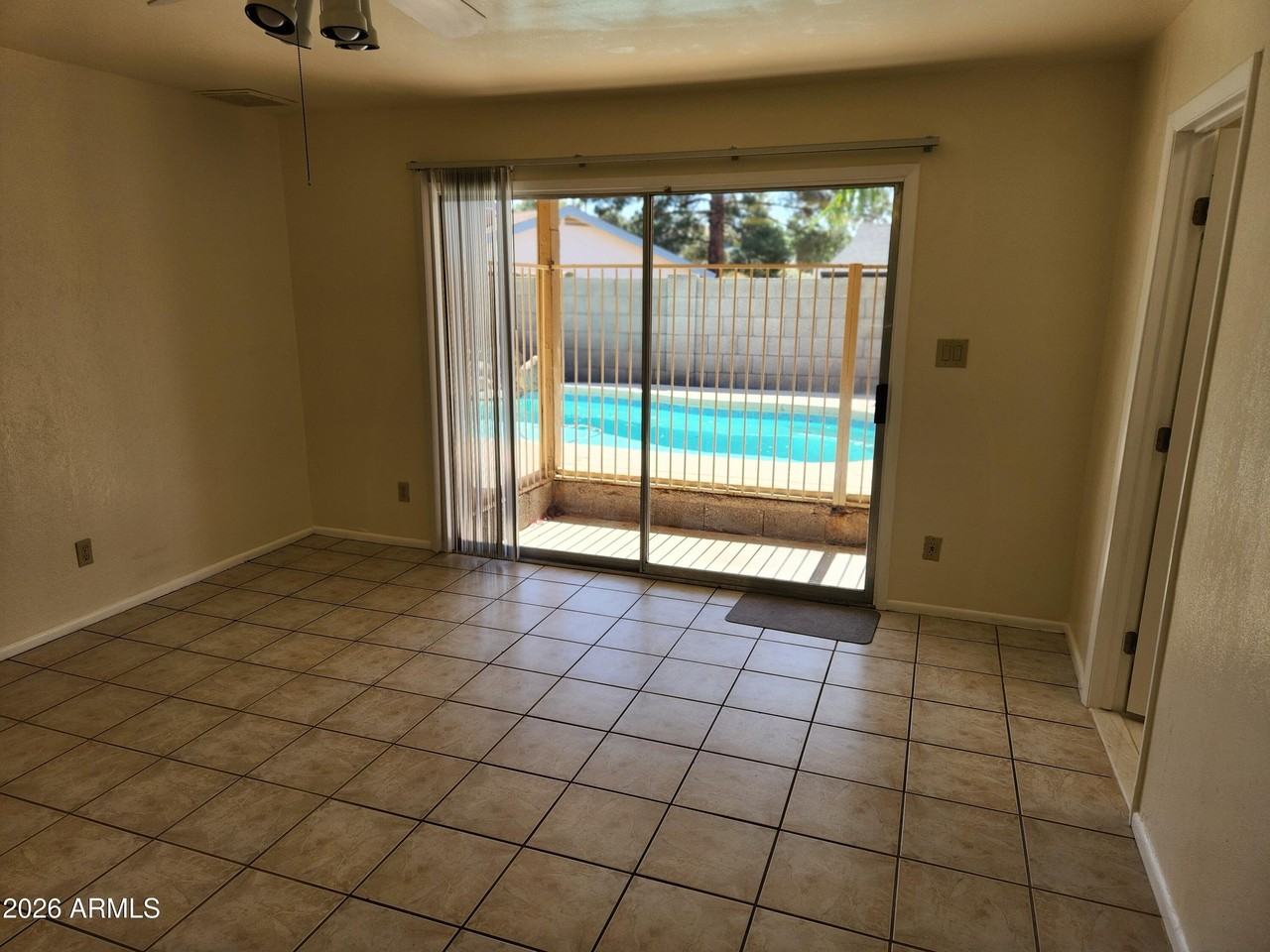 6909 E Kathleen Rd - Photo 4 of 19