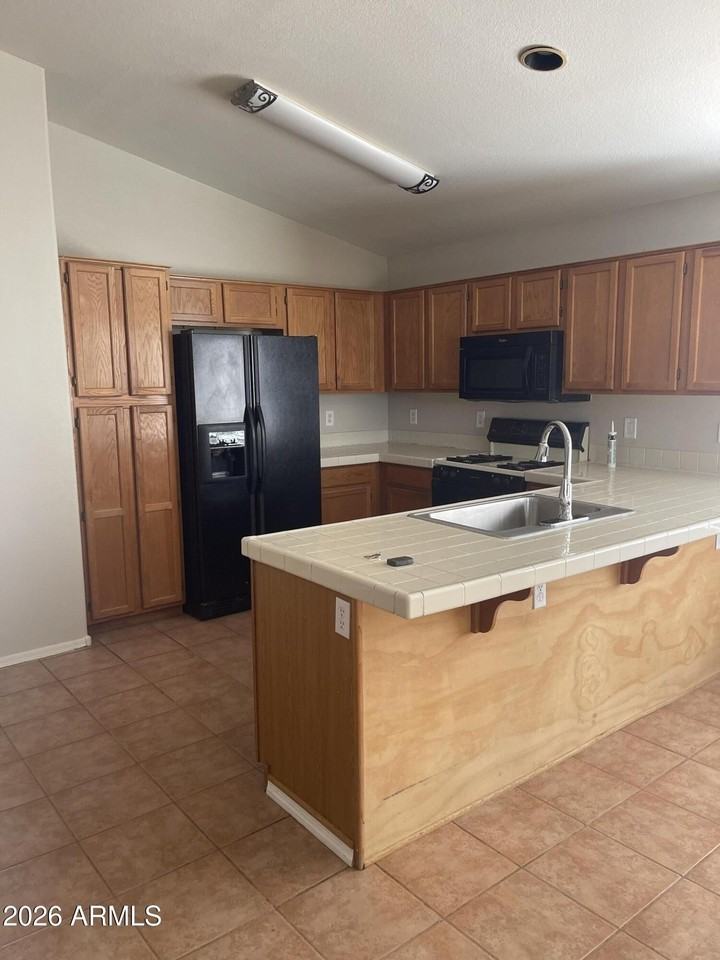 19038 N 51st Dr - Photo 7 of 22