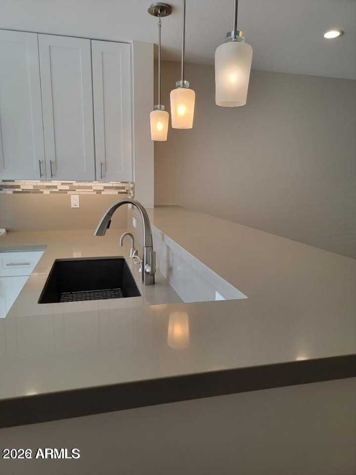 4242 N 31st Pl - Photo 6 of 20