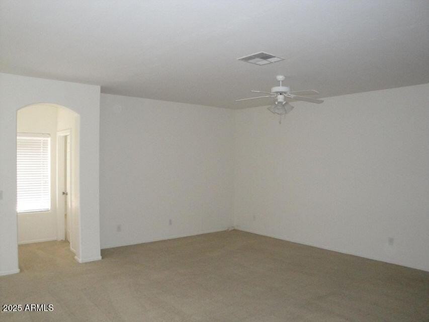 37128 W Mondragone Ln - Photo 3 of 12