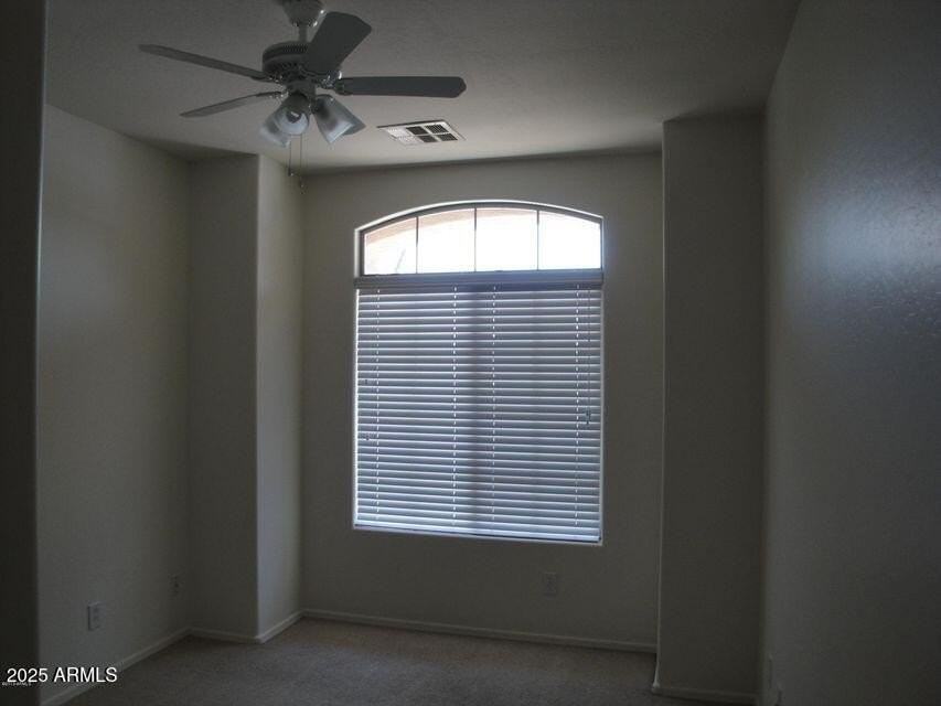 37128 W Mondragone Ln - Photo 5 of 12