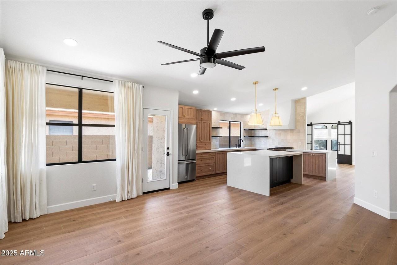 4706 E Jaeger Rd - Photo 2 of 30