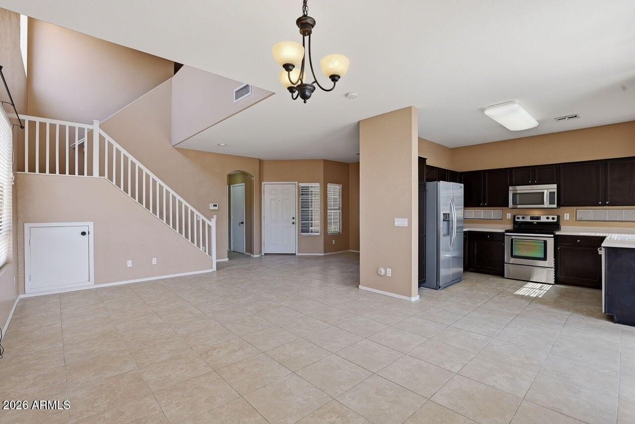 11433 W Yavapai St - Photo 2 of 23