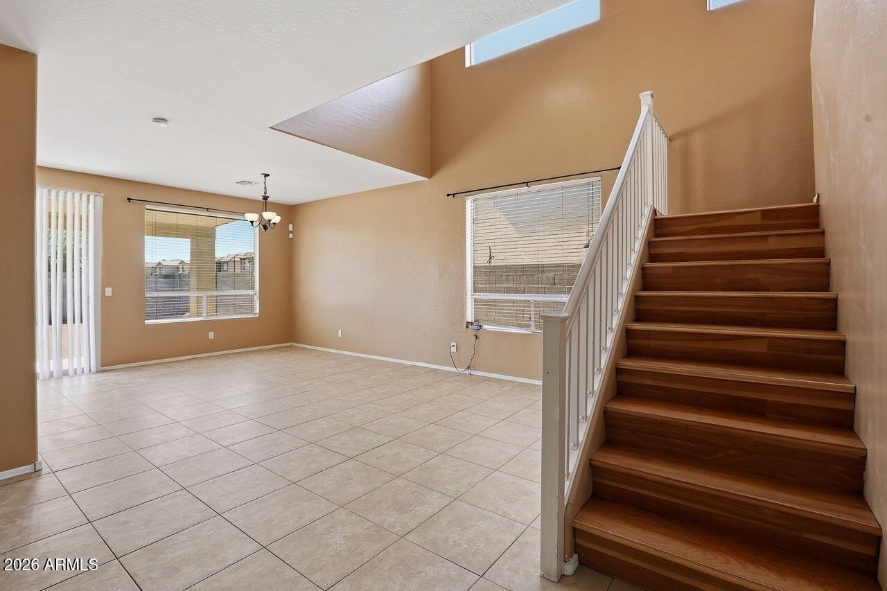 11433 W Yavapai St - Photo 5 of 23