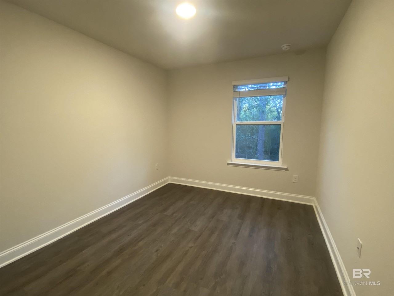 6677 Spaniel Dr - Photo 6 of 14