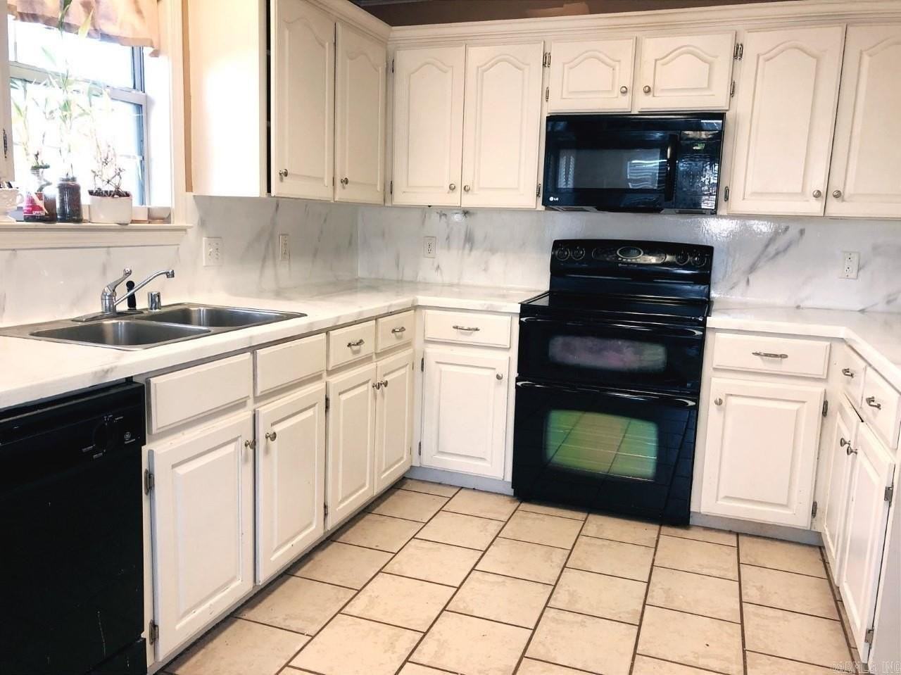 1500 Marlise Dr - Photo 2 of 23