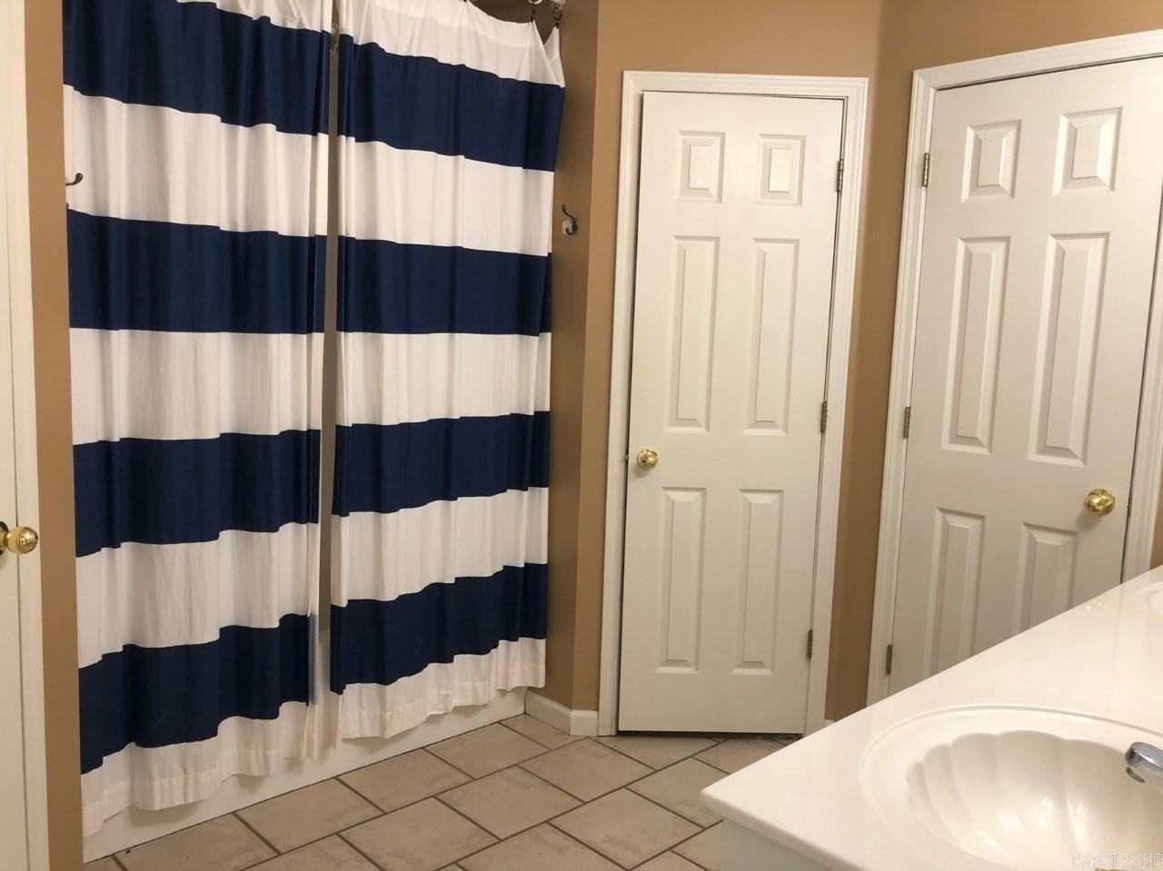 1500 Marlise Dr - Photo 4 of 23