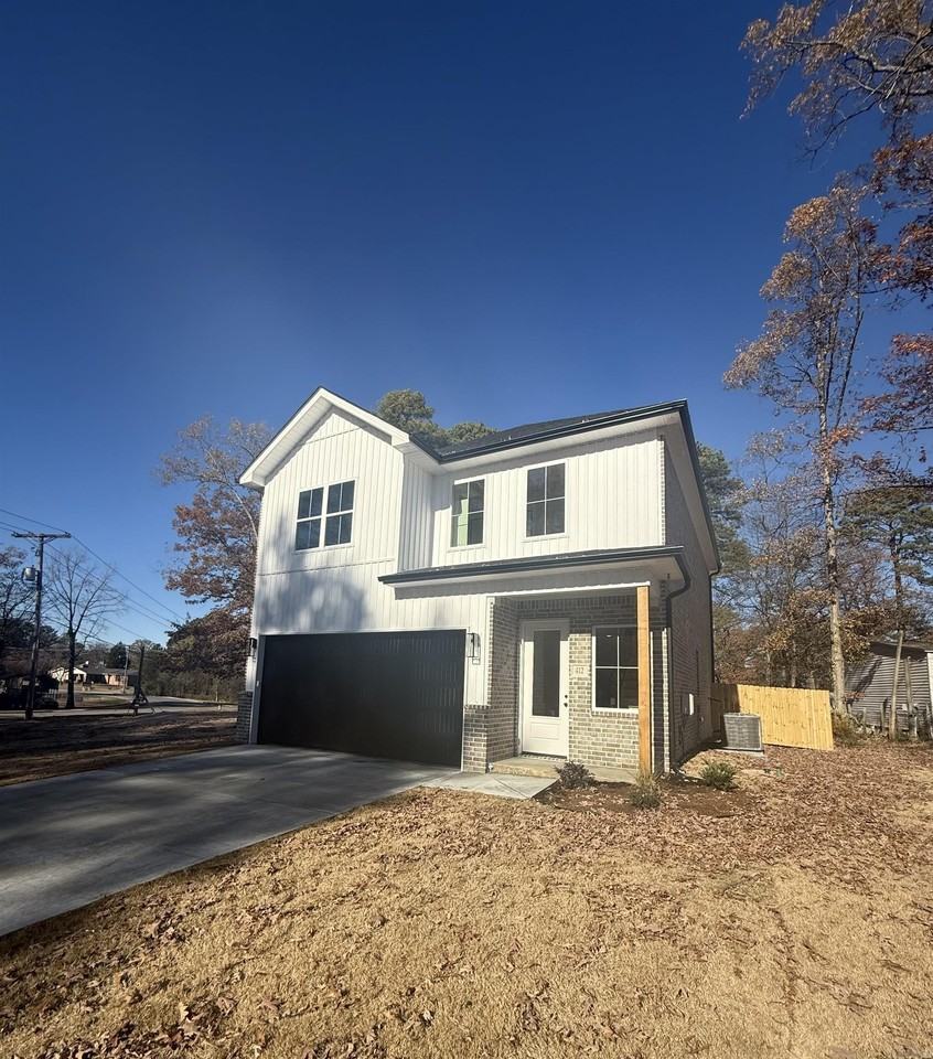 412 Prickett Rd - Photo 4 of 33