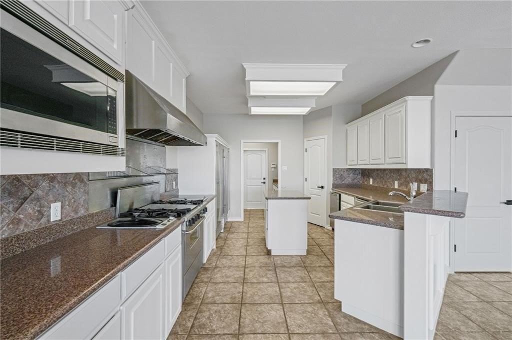 15229 Isabella Ct - Photo 6 of 29