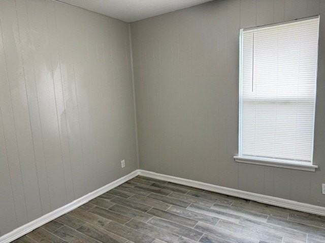 1105 Salem Dr - Photo 5 of 11