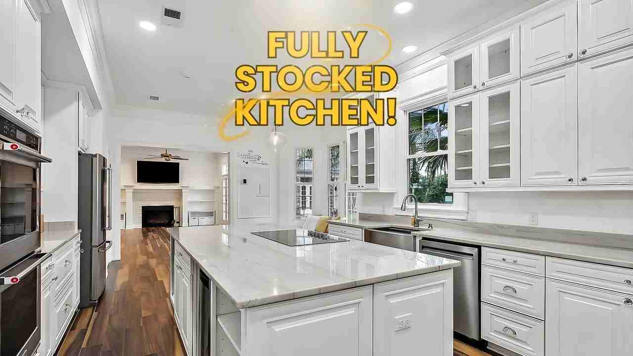 Rue De La Paix - Photo 7 of 12