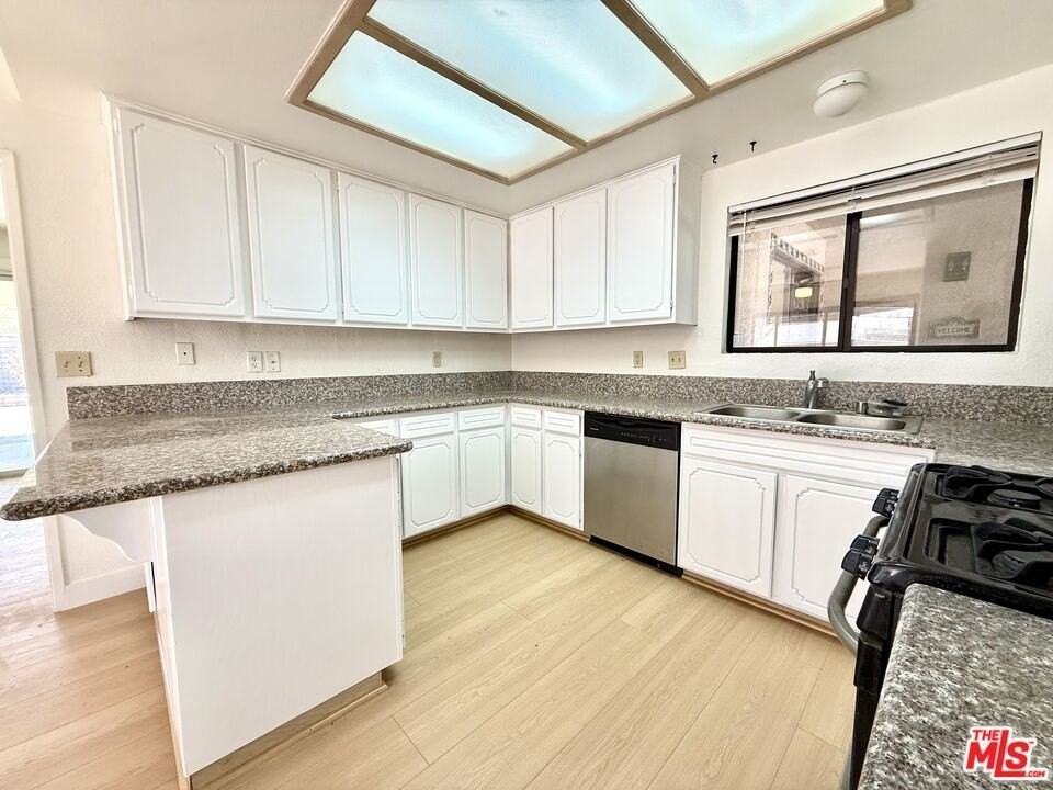 27205 Avenida Quintana - Photo 4 of 15