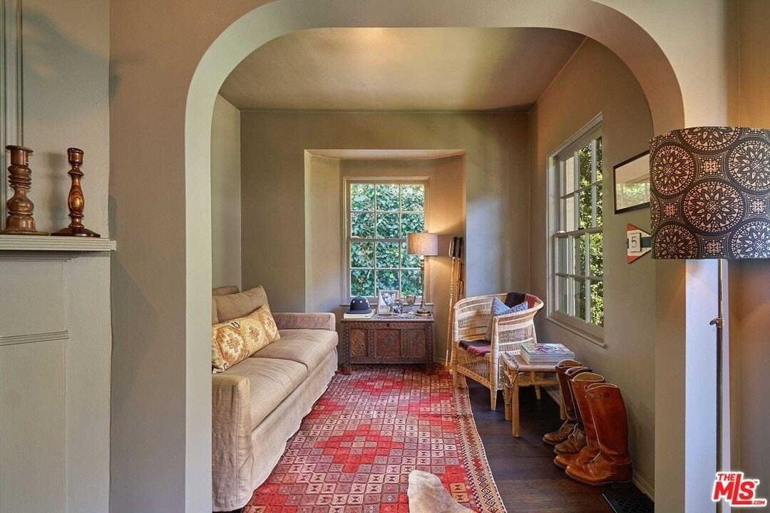 2097 Outpost Dr - Photo 7 of 11