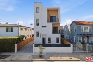 2837 S Redondo Blvd - Photo 1 of 1